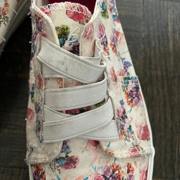 Blowfish Malibu Kids - size 2 slide-on canvas sneakers - Picture 9 of 11